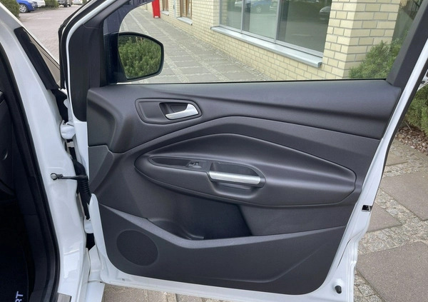 Ford Kuga cena 65900 przebieg: 213000, rok produkcji 2019 z Pilzno małe 631